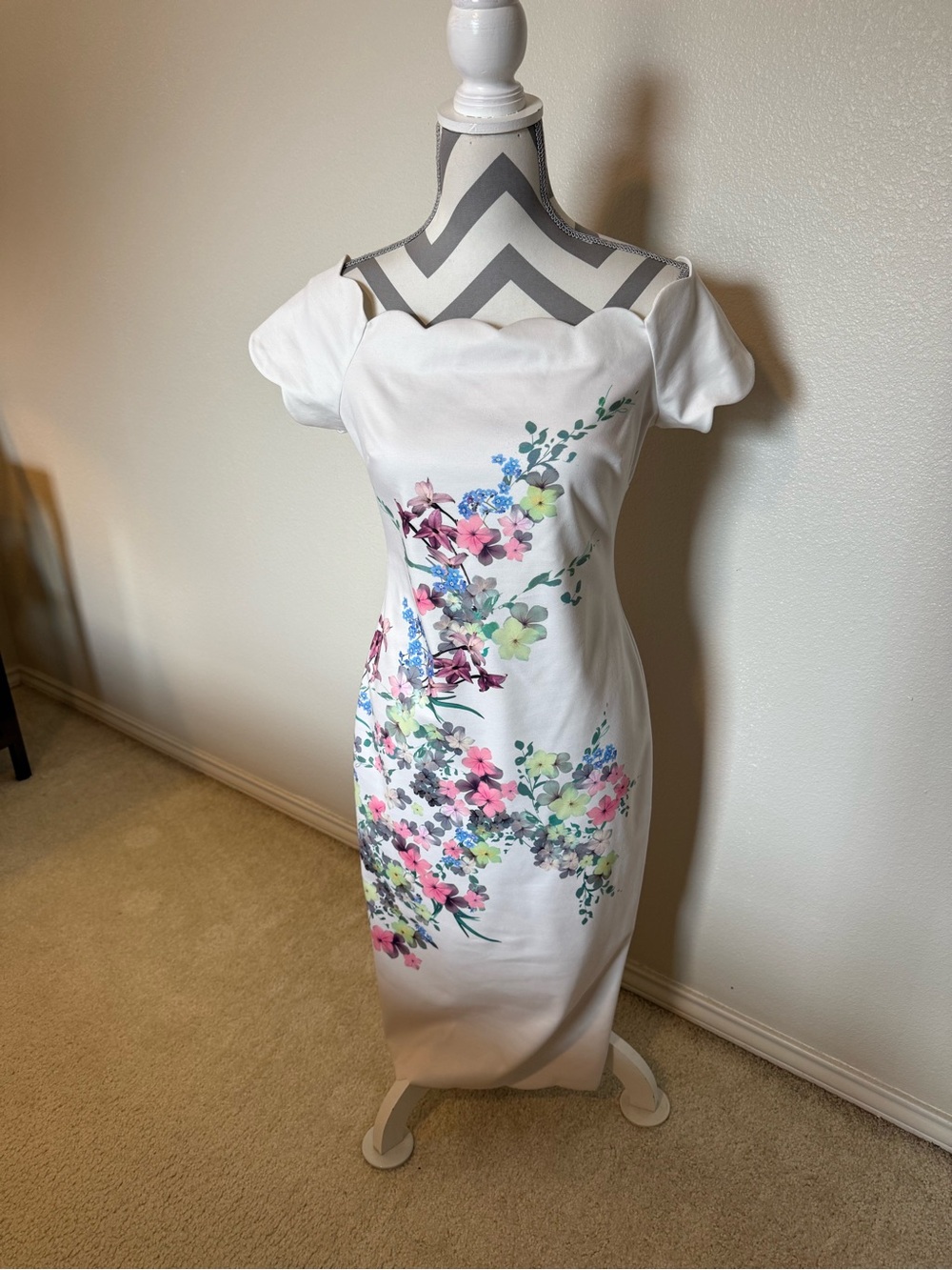 Ted Baker White Floral Scalloped Midi Dress with Pastel Blooms